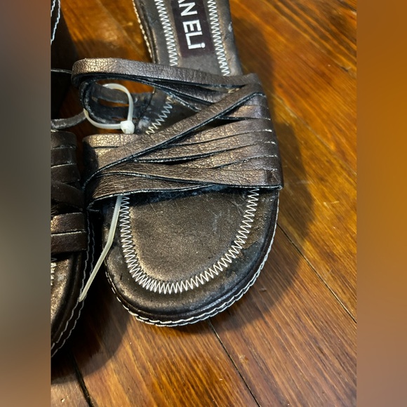 Van Eli Bronze Leather Strappy Wedge Sandals Size 8.5 M - Picture 8 of 12